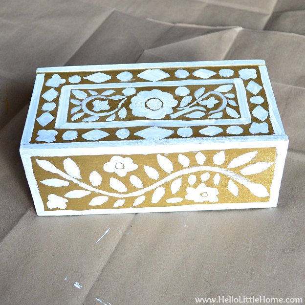 DIY Faux Inlay Box: Painting Patterns on Box | Hello Little Home #craft #DIY