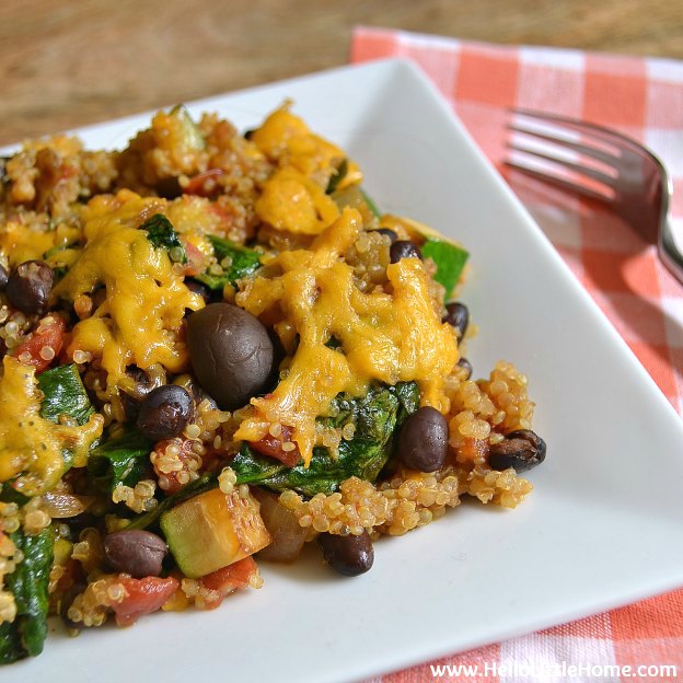 Healthy Mexican Quinoa Casserole | Hello Little Home #vegetarian
