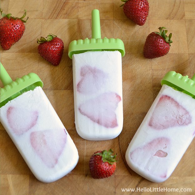These Strawberry Coconut Paletas are creamy, coconutty, and delicious! | Hello Little Home #popsicle