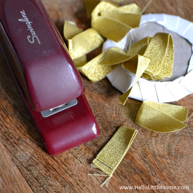 Step-by-step instructions for making an easy DIY Game Night Champion Ribbon! It's the perfect addition to family game night! | Hello Little Home