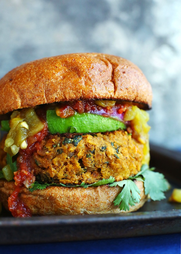 Mexican Green Chili Veggie Burgers from Minimalist Baker ... one of 20 Mouthwatering Veggie Burger Recipes ... perfect for all your summer cookouts and parties! These delicious vegetarian and vegan burgers are filled with healthy ingredients + super delicious ... make one for your next BBQ! | Hello Little Home