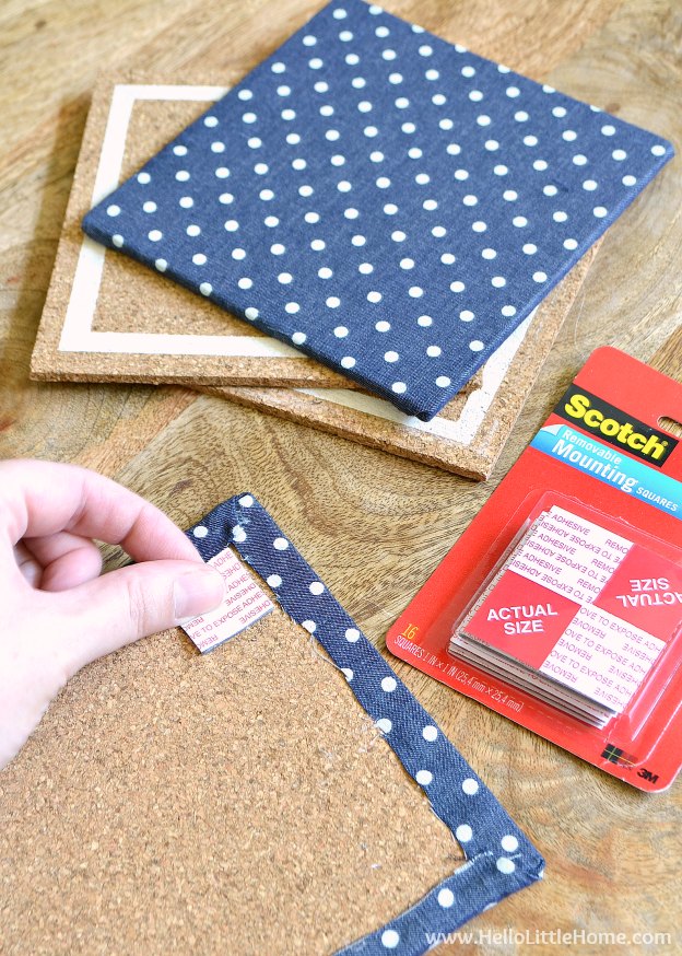 Step by step instructions for making a cute DIY Custom Memo Board! This easy to make DIY bulletin board is the perfect way to get organized in a dorm room or office space! | Hello Little Home