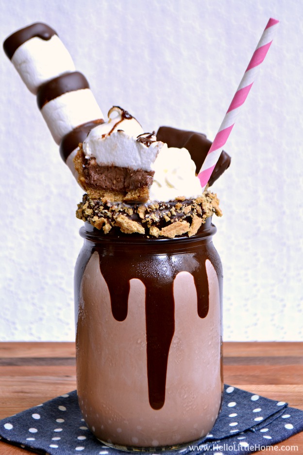 The ultimate Birthday Cake Alternatives roundup ... over 70 delicious recipes perfect for adults and for kids alike, including this S'mores Freakshake! These fun dessert ideas range from healthy to decadent. Awesome non cake birthday ideas your whole family will love! | Hello Little Home
