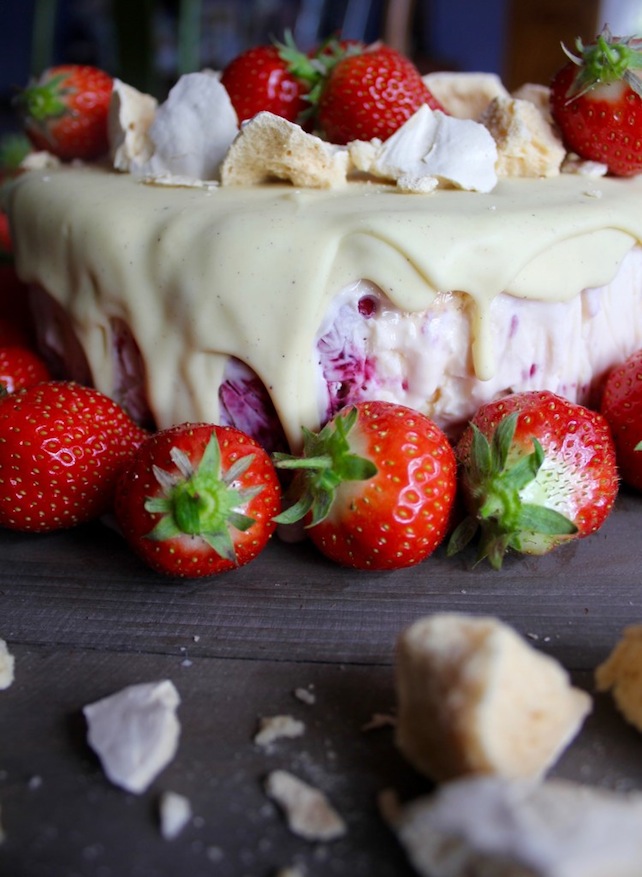 What to have instead of birthday caked? Check out the ultimate Birthday Cake Alternatives roundup ... over 70 delicious recipes perfect for adults and for kids alike, including this Eton Mess Ice Cream Cake from Passion Fruit, Paws, and Peonies! These fun dessert ideas range from healthy to decadent. Awesome alternatives to birthday cake your whole family will love! | Hello Little Home