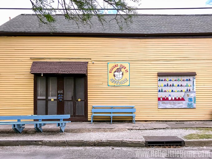 The exterior of a snowball shop in New Orleans.