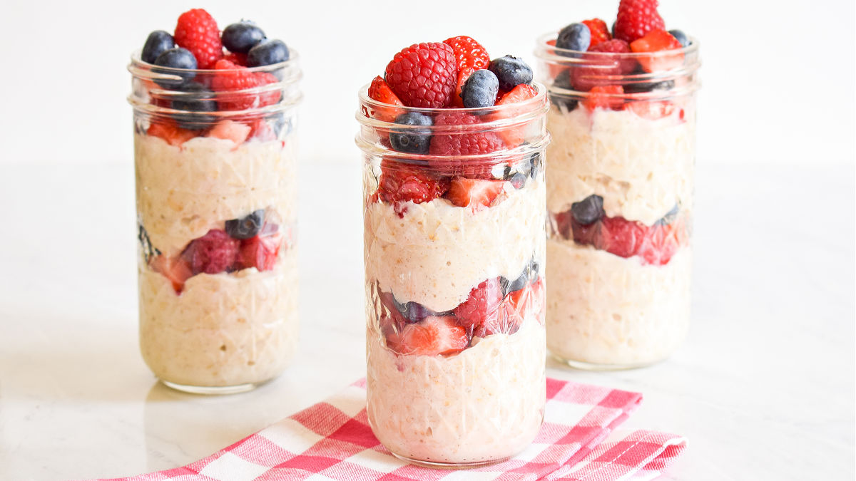 Overnight Oats with Yogurt (Easy Recipe) Hello Little Home