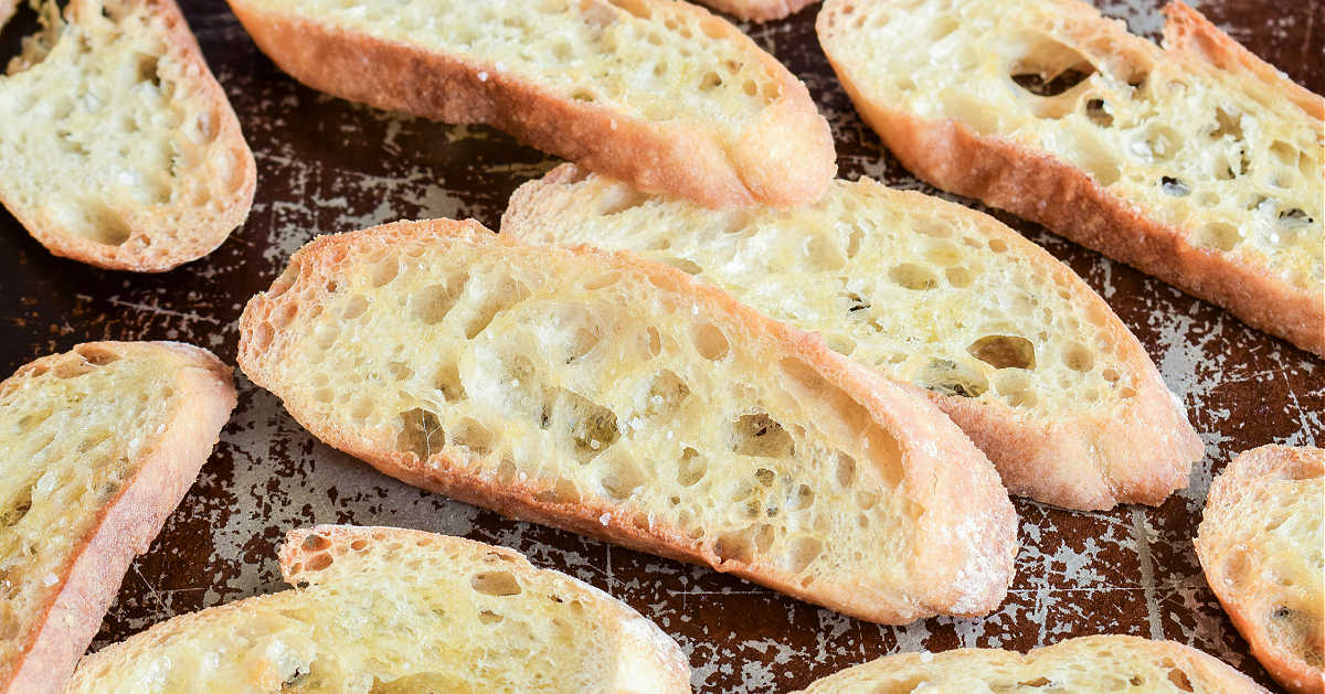 How to Make Crostini (Recipe + Topping Ideas) | Hello Little Home